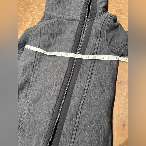 Lululemon Virasana Blanket Wrap Jacket - Picture 10 of 16